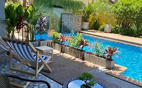 Lanta Just Come Bungalow